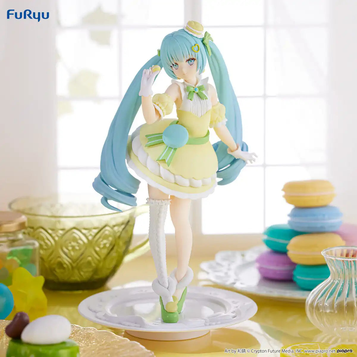 Furyu Piapro Hatsune Miku Sweet Sweets Citron Macaron Ver. Figurine- Japan Figure Store - #1 Bring To You The Best Japanese Goods