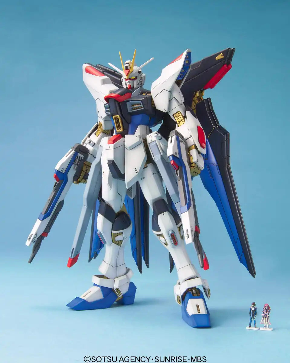BANDAI Mg Gundam Strike Freedom Zgmf-X20A 1/100 Scale Kit- Japan Figure Store - #1 Bring To You The Best Japanese Goods