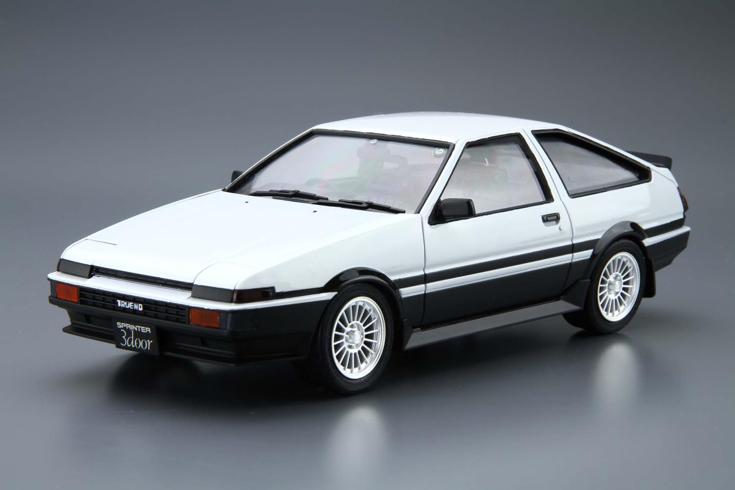 Aoshima 1/24 Toyota AE86 Trueno GT-Apex '85 Plastic Model Car Kit