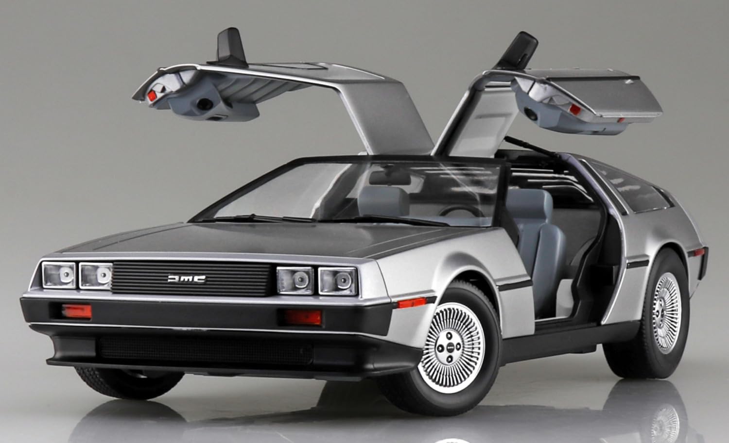 Aoshima 1/24 82 Delorean Plastic Model Dmc-12- Japan Figure Store - #1 Bring To You The Best Japanese Goods