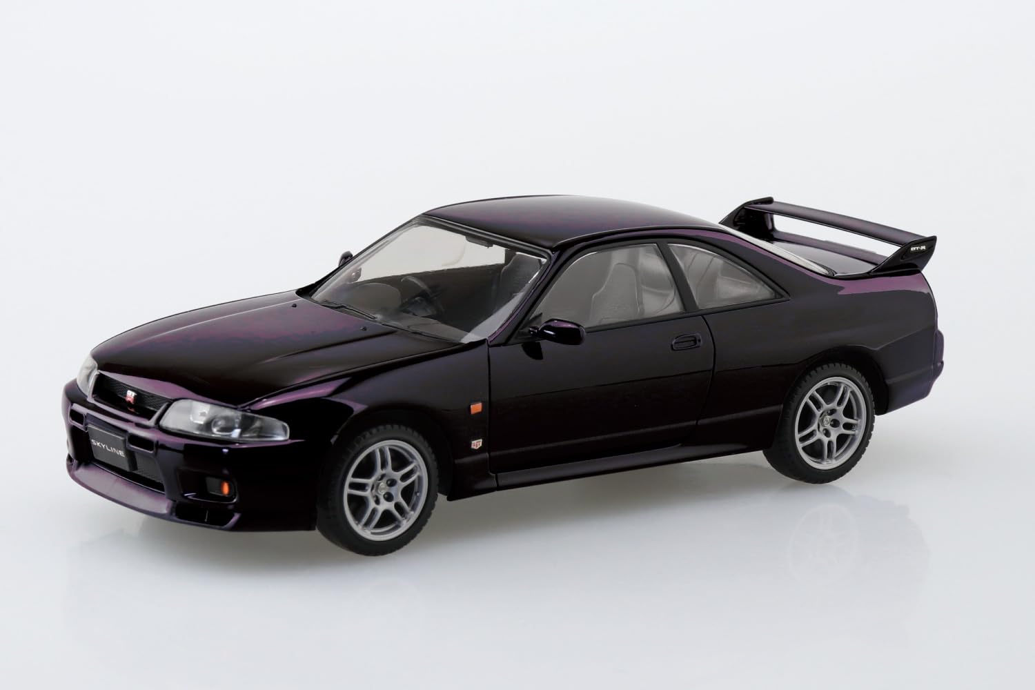 Aoshima Rakupla 1/32 Nissan R33 GT-R Midnight Purple Model Kit