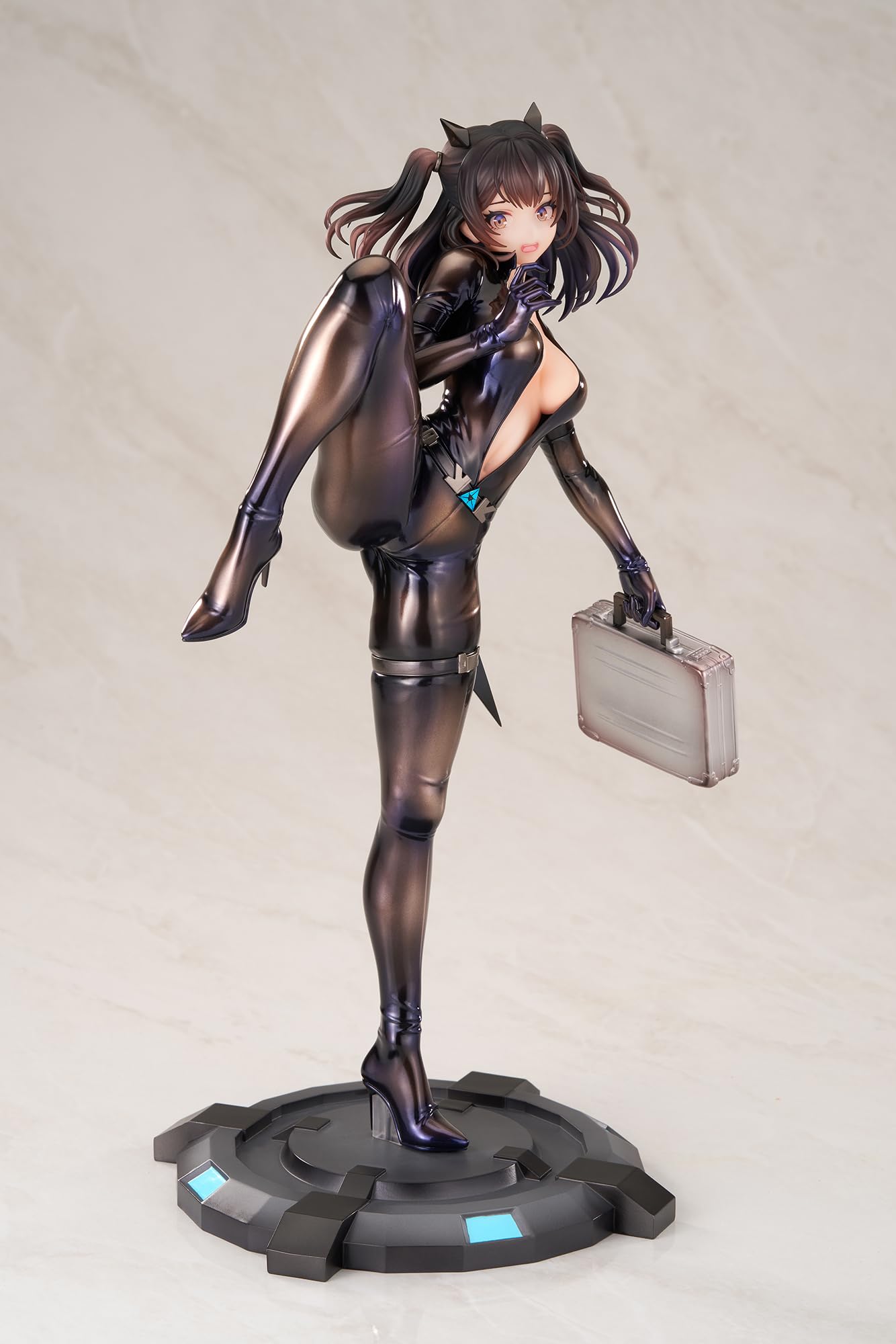 Apex Scheherazade Codename S 1/7 Scale Brown Dust Finished Figure
