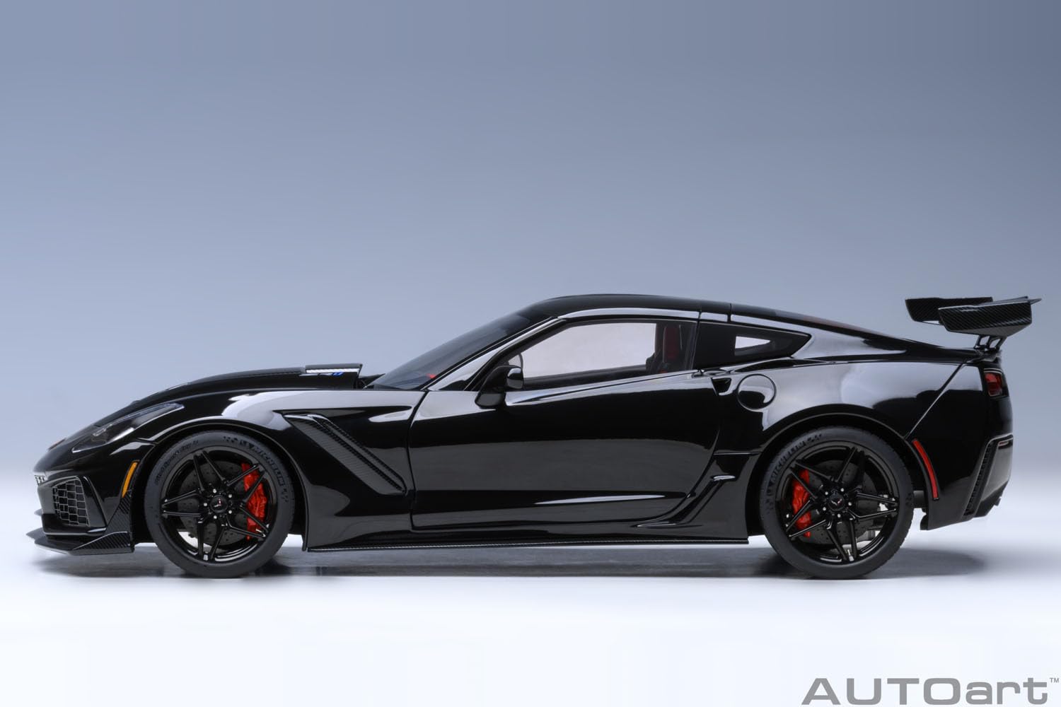 Autoart 1/18 Chevrolet Corvette C7 ZR1 Black Model Car Collection- Japan Figure Store - #1 Bring To You The Best Japanese Goods