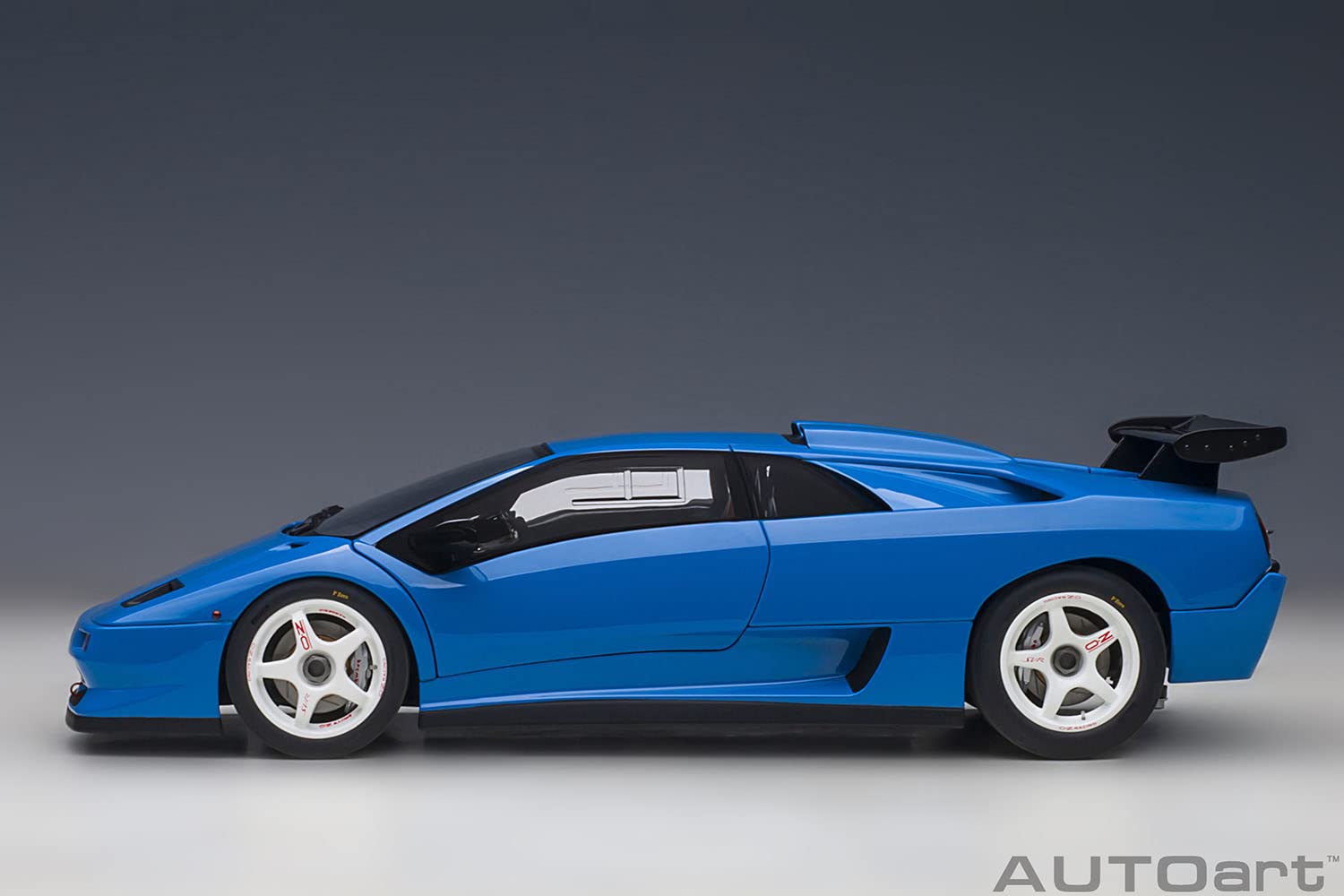 Autoart 1/18 Lamborghini Diablo Sv-R Blu Le Mans Scale Model 79148- Japan Figure Store - #1 Bring To You The Best Japanese Goods