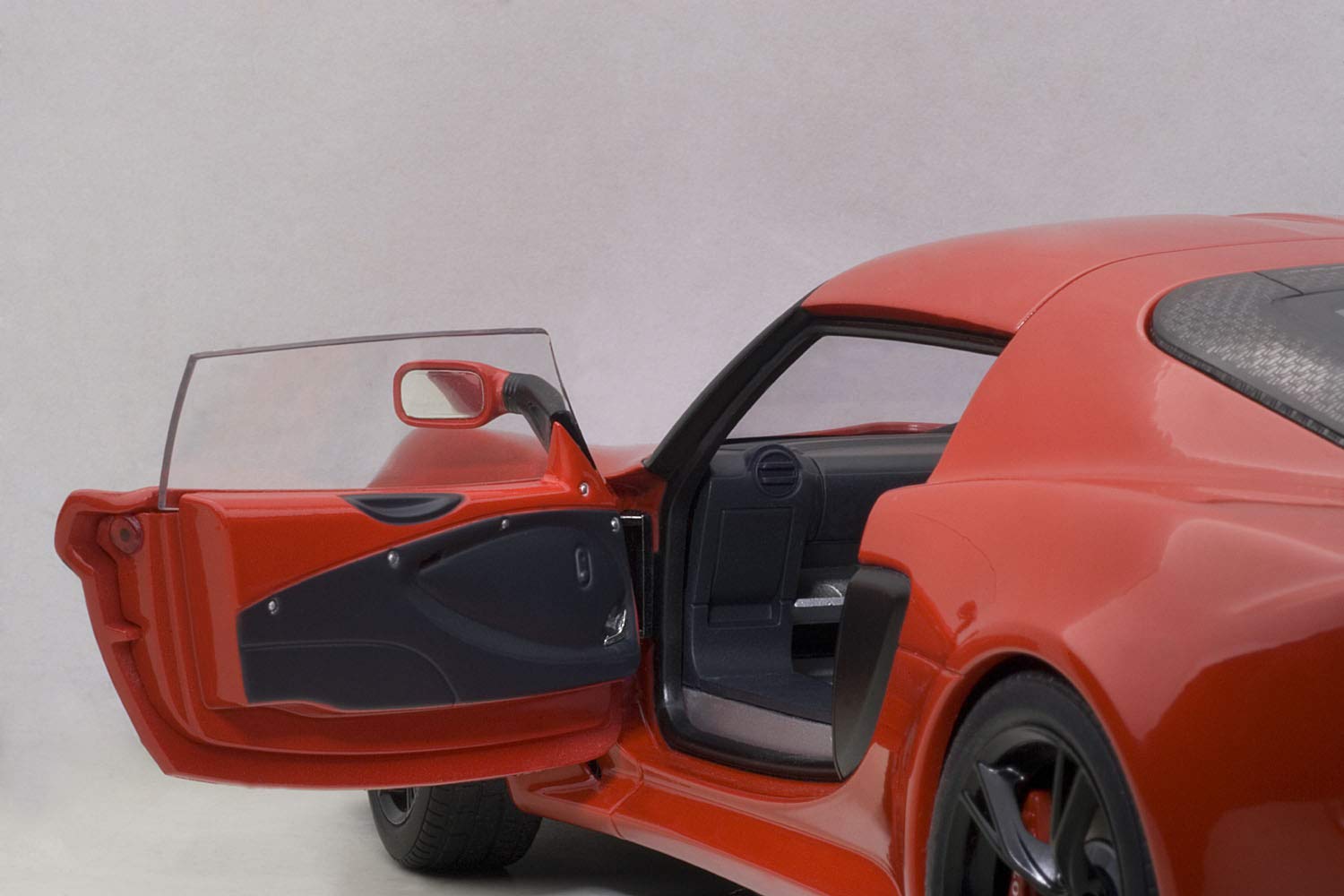 Autoart 1/18 Scale Lotus Exige S Red Diecast Model Car- Japan Figure Store - #1 Bring To You The Best Japanese Goods