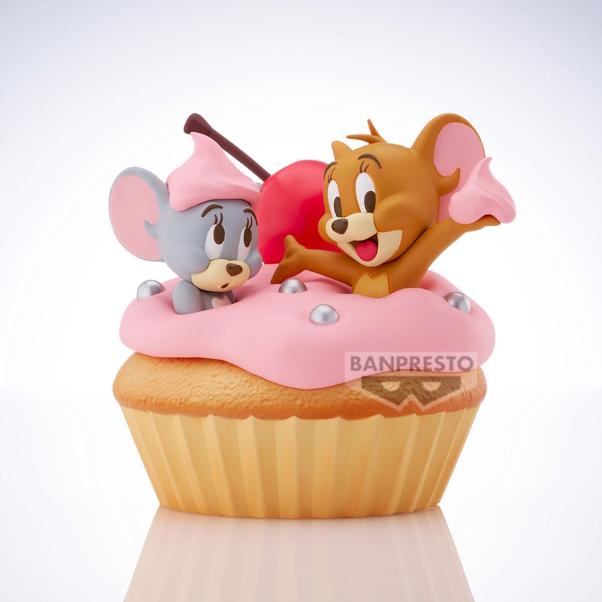 Banpresto Tom and Jerry Sweet Cupcakes Soft Vinyl Figure Toy Collectible