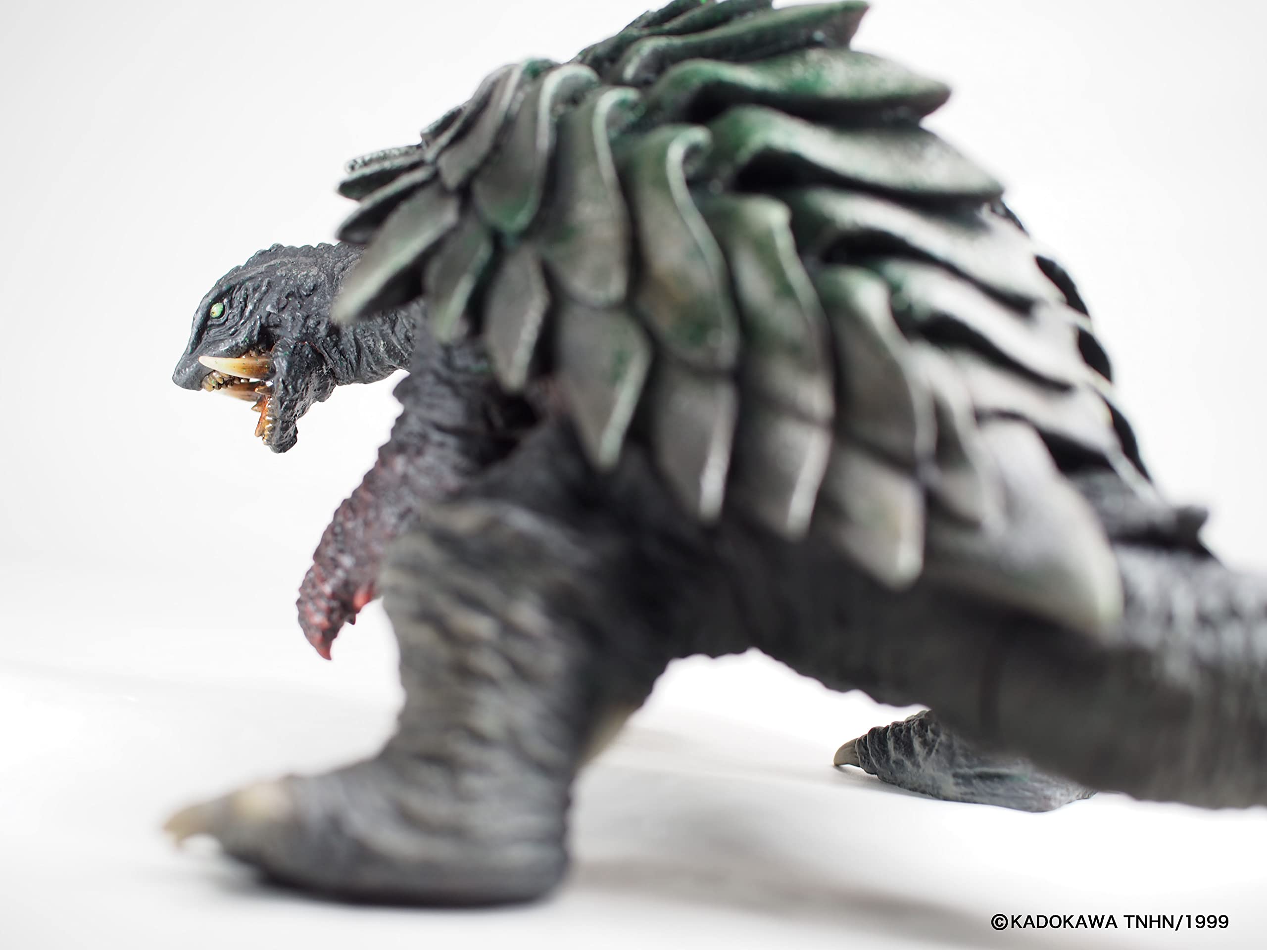 Ccp Artistic Monsters Gamera 1999 Damage High Grade Ver Collectible Figure- Japan Figure Store - #1 Bring To You The Best Japanese Goods