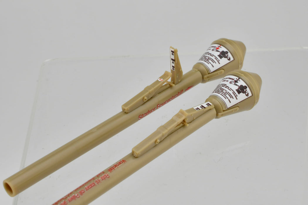 Tomytec Little Armory Study1942 Panzerfaust 60/100 Plastic Model Kit- Japan Figure Store - #1 Bring To You The Best Japanese Goods