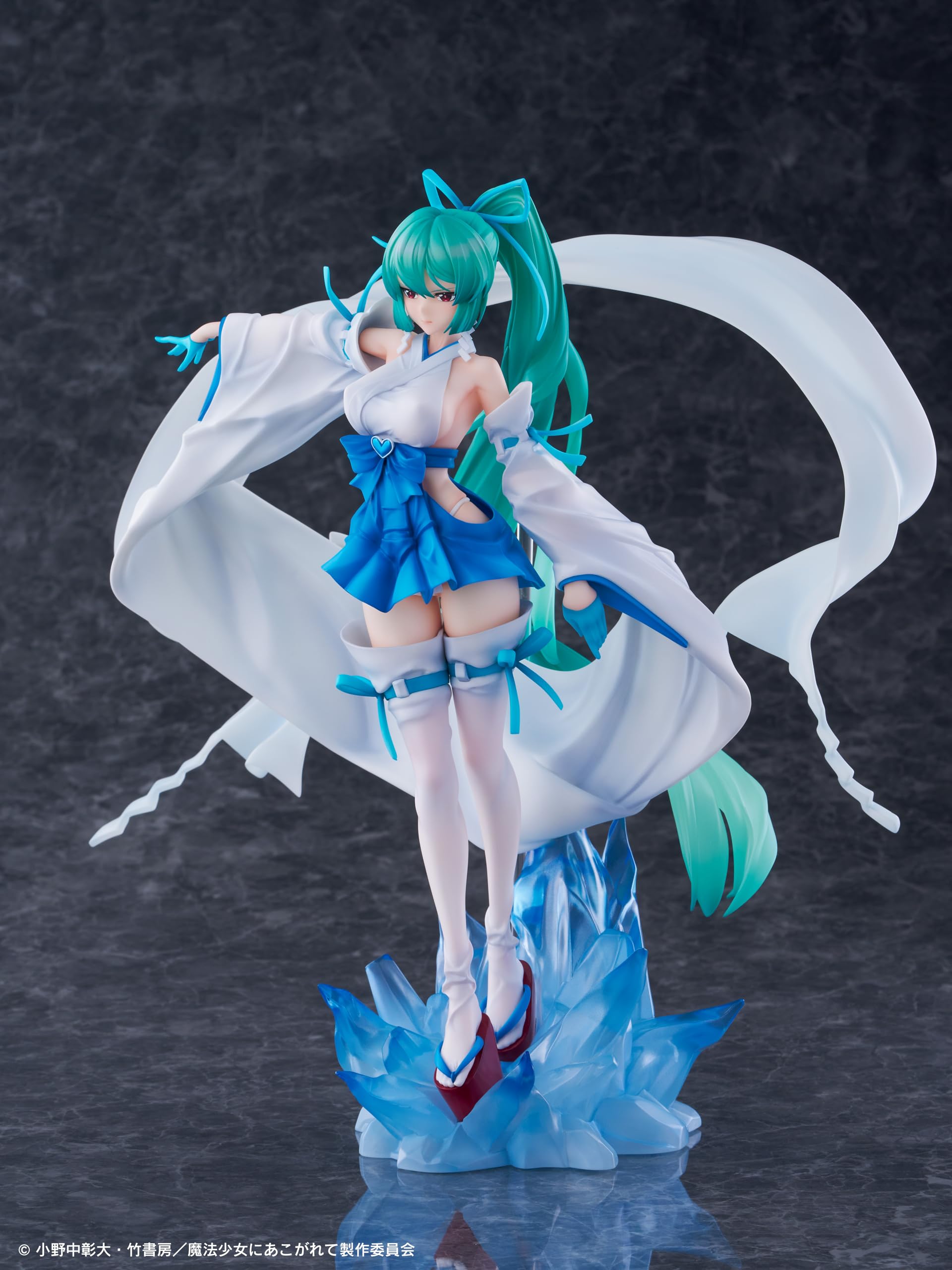 Wing Magia Azur Usuhiko Shrine Maiden 1/7 Scale Figure PVC ABS Painted