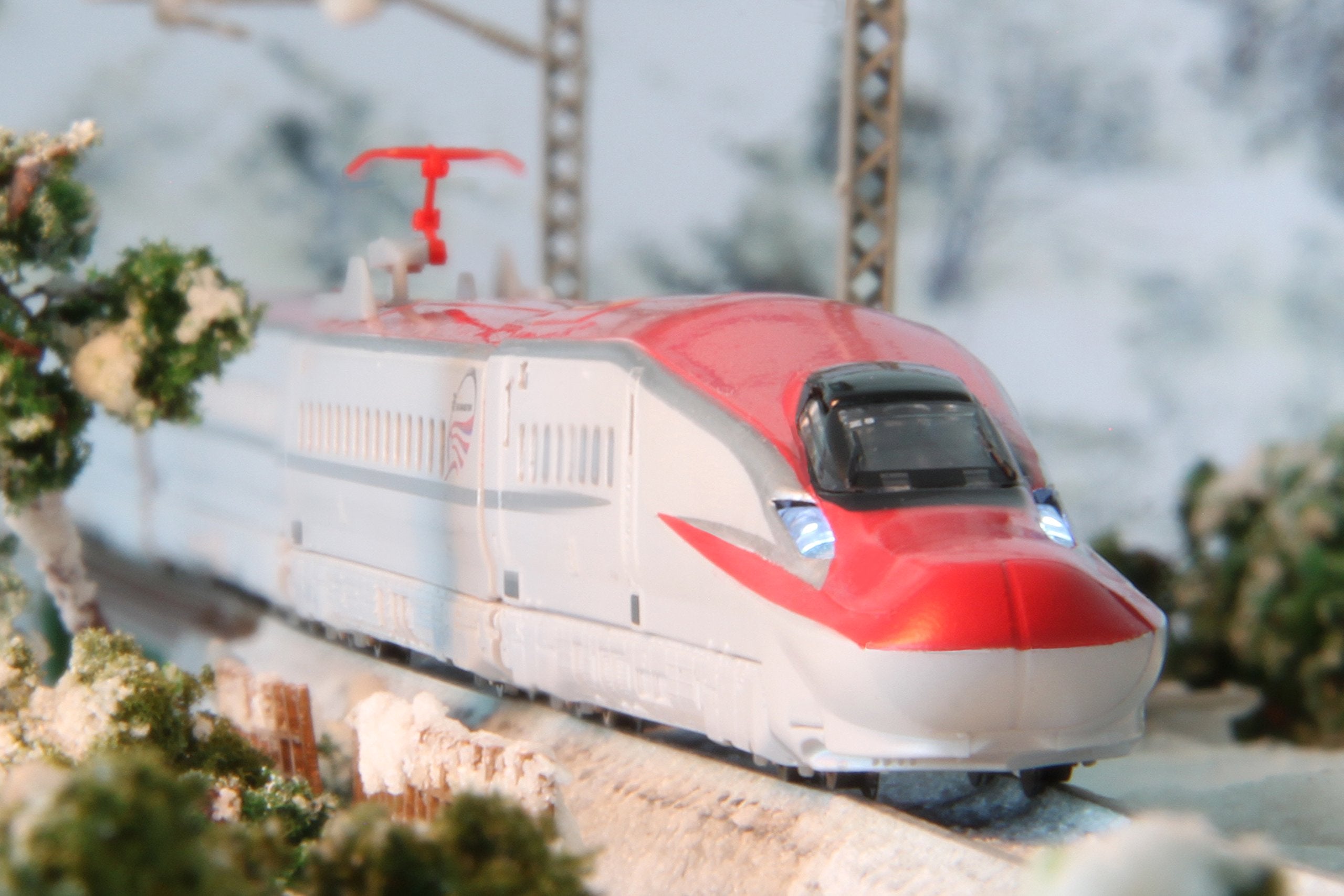 Rokuhan 4-Car E6 Series Komachi Z Gauge Railway Model Train Addition Set- Japan Figure Store - #1 Bring To You The Best Japanese Goods