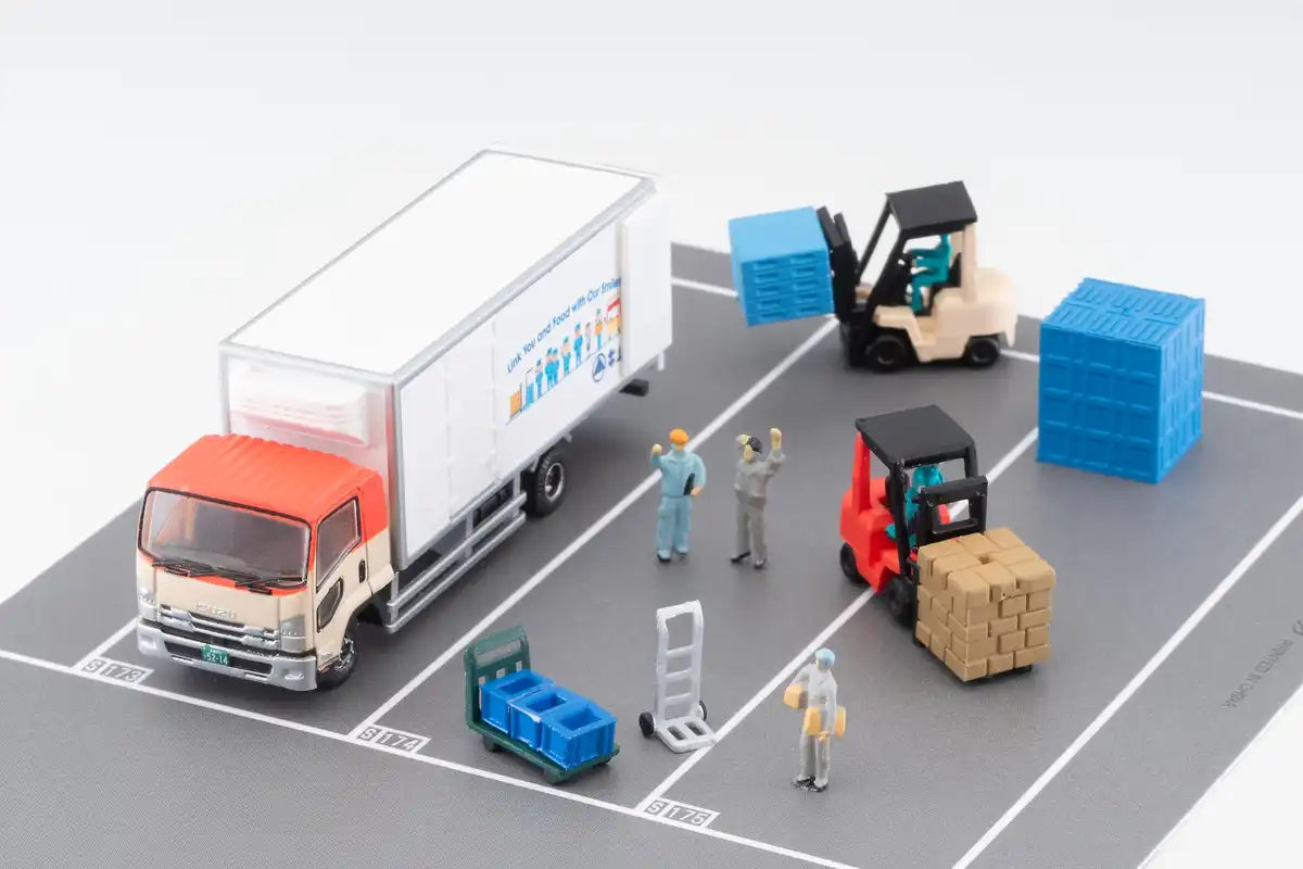 Tomytec Truck Collection Logistics Site Set B - Kyusobin Model- Japan Figure Store - #1 Bring To You The Best Japanese Goods