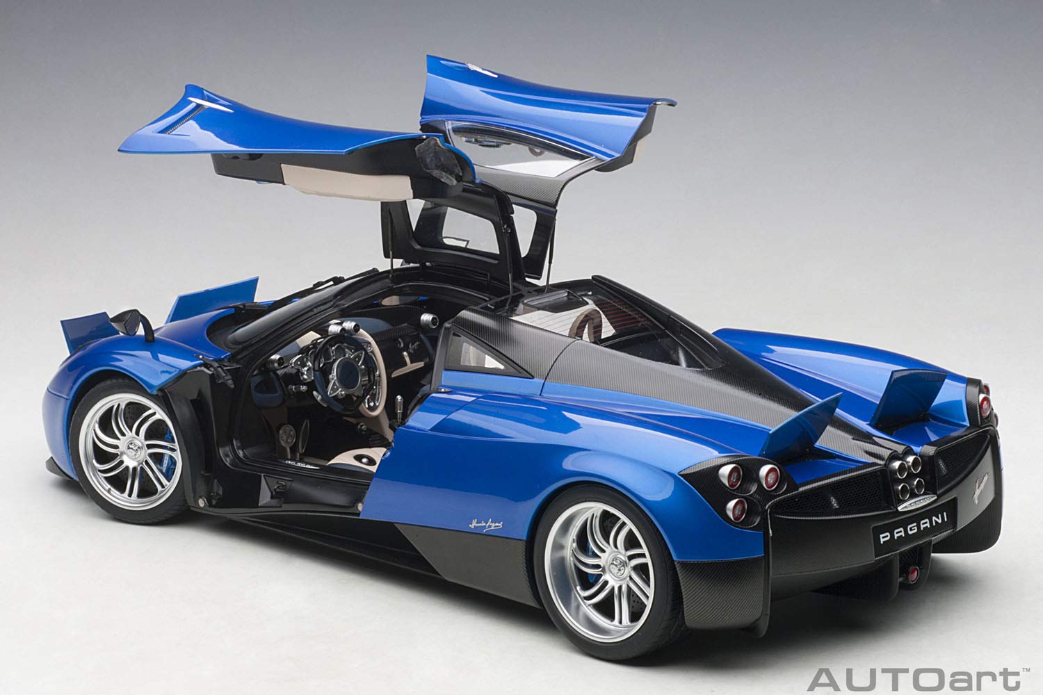 Autoart 1/12 Pagani Huayra Blue- Japan Figure Store - #1 Bring To You The Best Japanese Goods