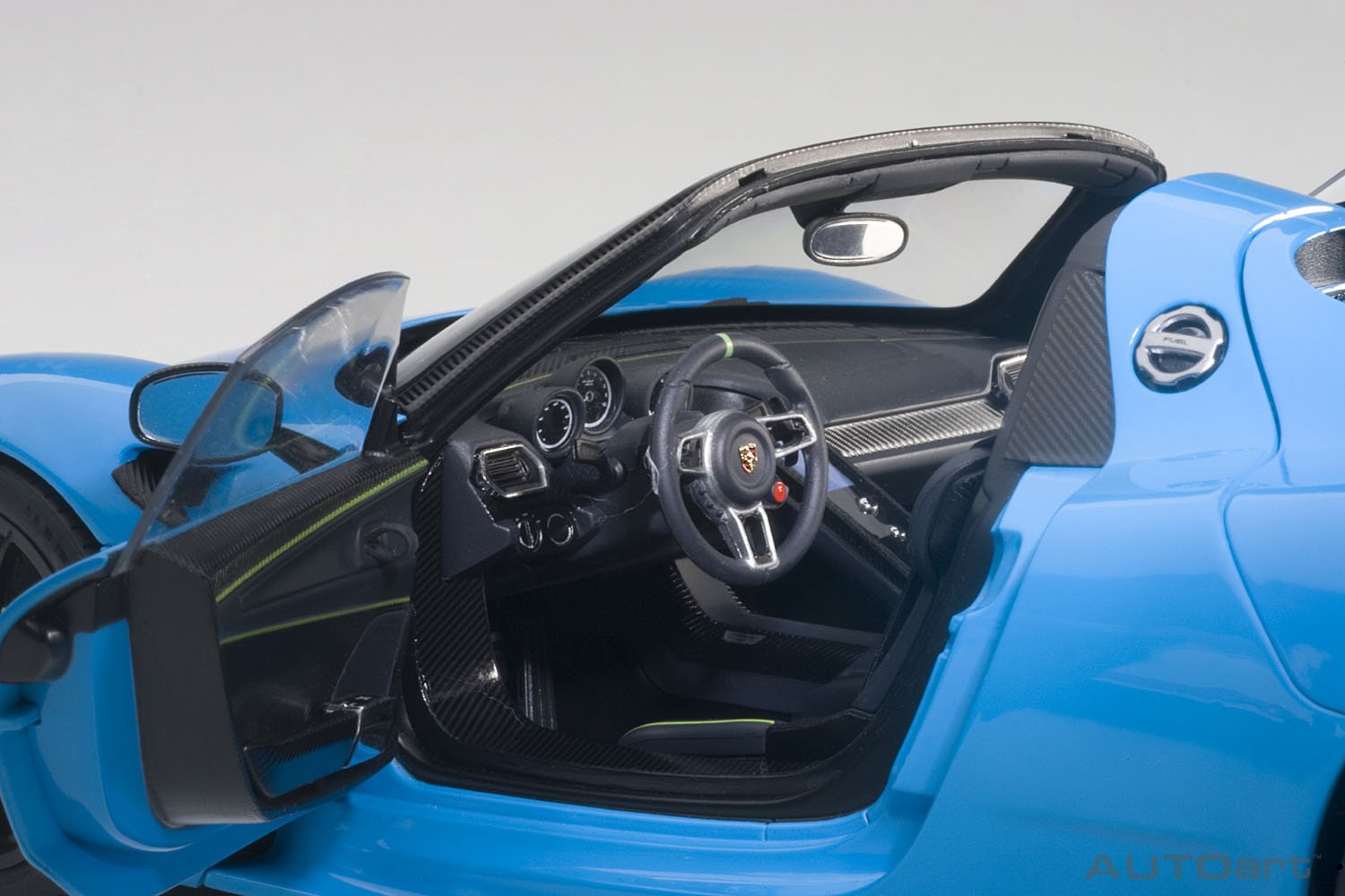 Autoart 1/18 Porsche 918 Spyder Beissach Light Blue- Japan Figure Store - #1 Bring To You The Best Japanese Goods