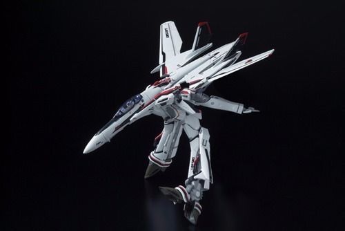 Dx Chogokin Macross F Vf-25f Messiah Valkyrie Alto Custom Action Figure Bandai- Japan Figure Store - #1 Bring To You The Best Japanese Goods