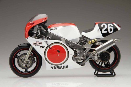 Fujimi 1/12 Bike Yamaha Yzf750 '87 Team Lucky Strike Roberts Model Kit- Japan Figure Store - #1 Bring To You The Best Japanese Goods