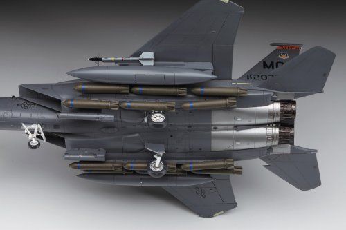 Hasegawa 1/72 F-15e Strike Eagle Model Kit- Japan Figure Store - #1 Bring To You The Best Japanese Goods
