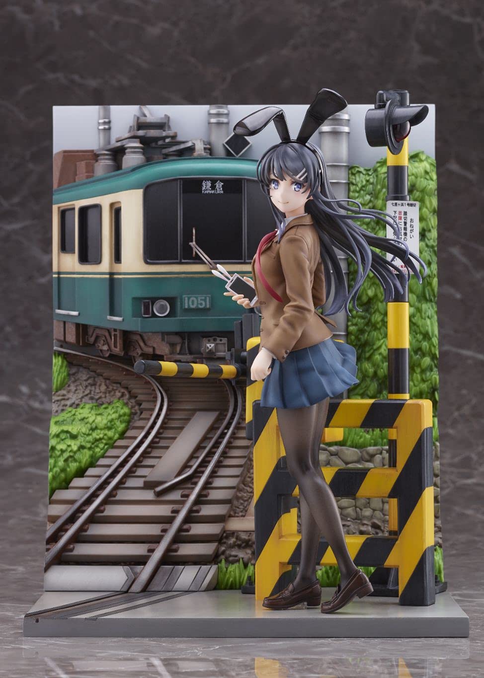 Rascal Does Not Dream of Bunny Girl Senpai Mai Sakurajima: Enoshima Ver. 1/7 Scale Figure- Japan Figure Store - #1 Bring To You The Best Japanese Goods