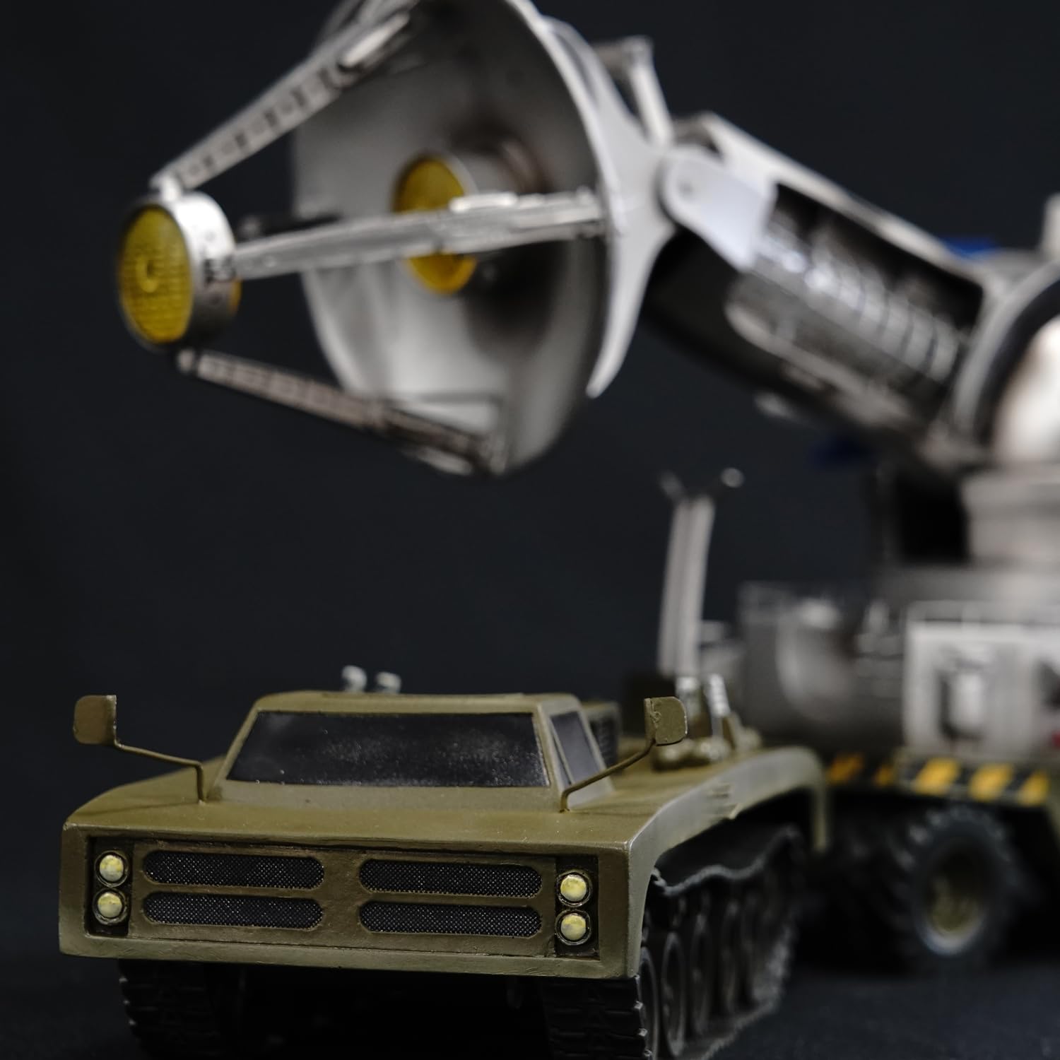 Kaiyodo Maser Beast Ray Gun Car 1/35 Kit Reprint- Japan Figure Store - #1 Bring To You The Best Japanese Goods