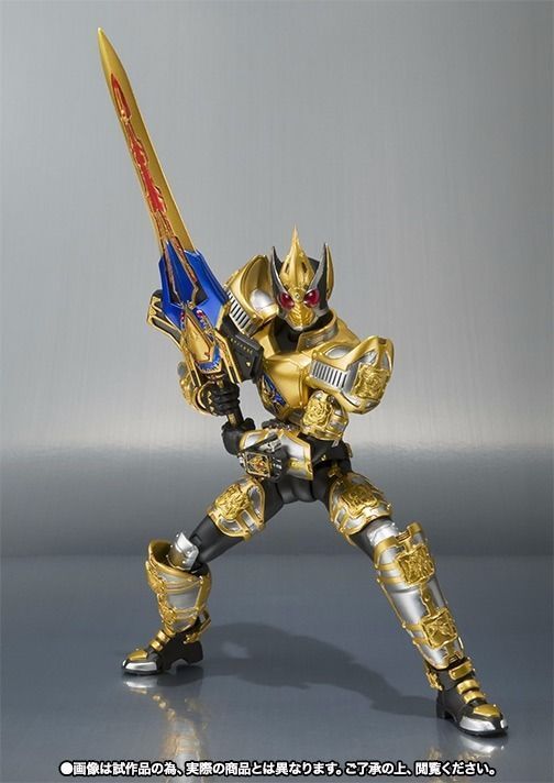 S.h.figuarts Masked Kamen Rider Blade King Form Action Figure Bandai- Japan Figure Store - #1 Bring To You The Best Japanese Goods