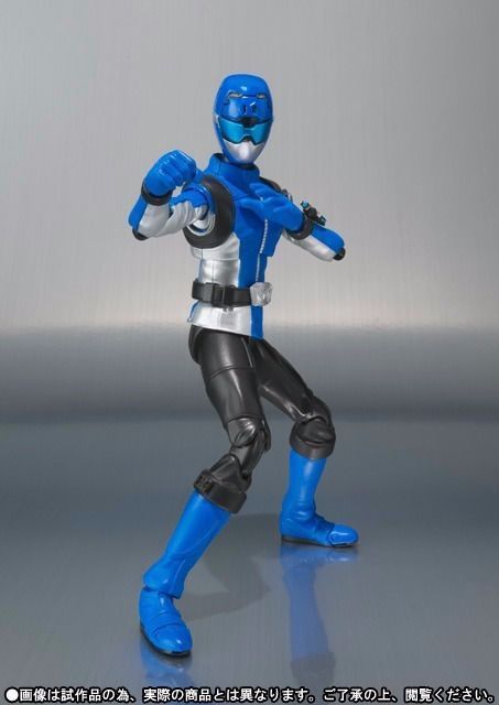 S.h.figuarts Tokumei Sentai Go Busters Blue Buster Action Figure Bandai Japan- Japan Figure Store - #1 Bring To You The Best Japanese Goods