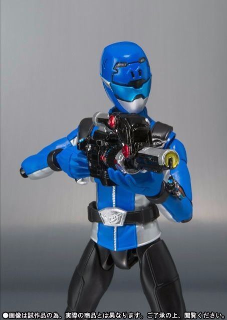 S.h.figuarts Tokumei Sentai Go Busters Blue Buster Action Figure Bandai Japan- Japan Figure Store - #1 Bring To You The Best Japanese Goods