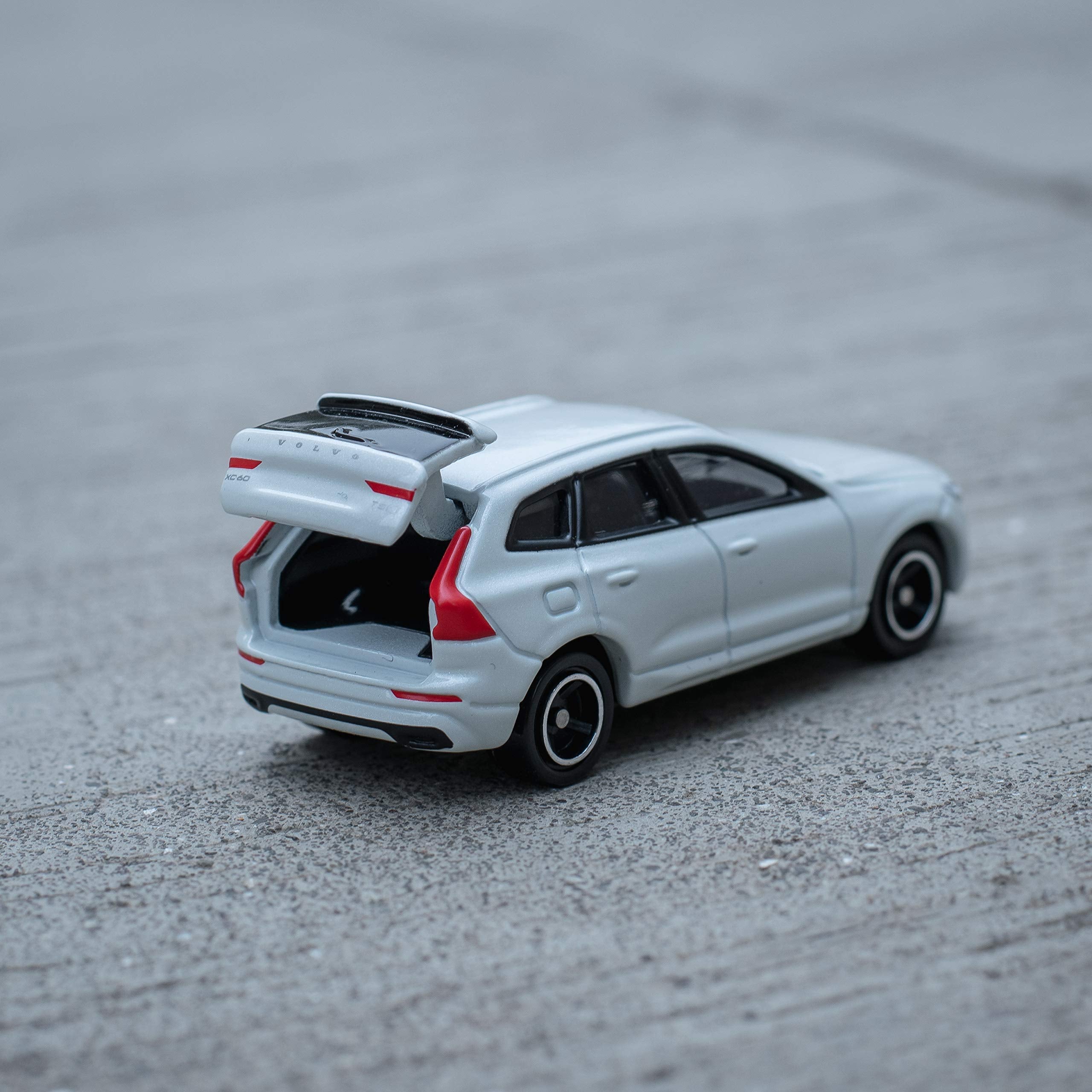 Takara Tomica 22 Volvo Xc60 798620- Japan Figure Store - #1 Bring To You The Best Japanese Goods