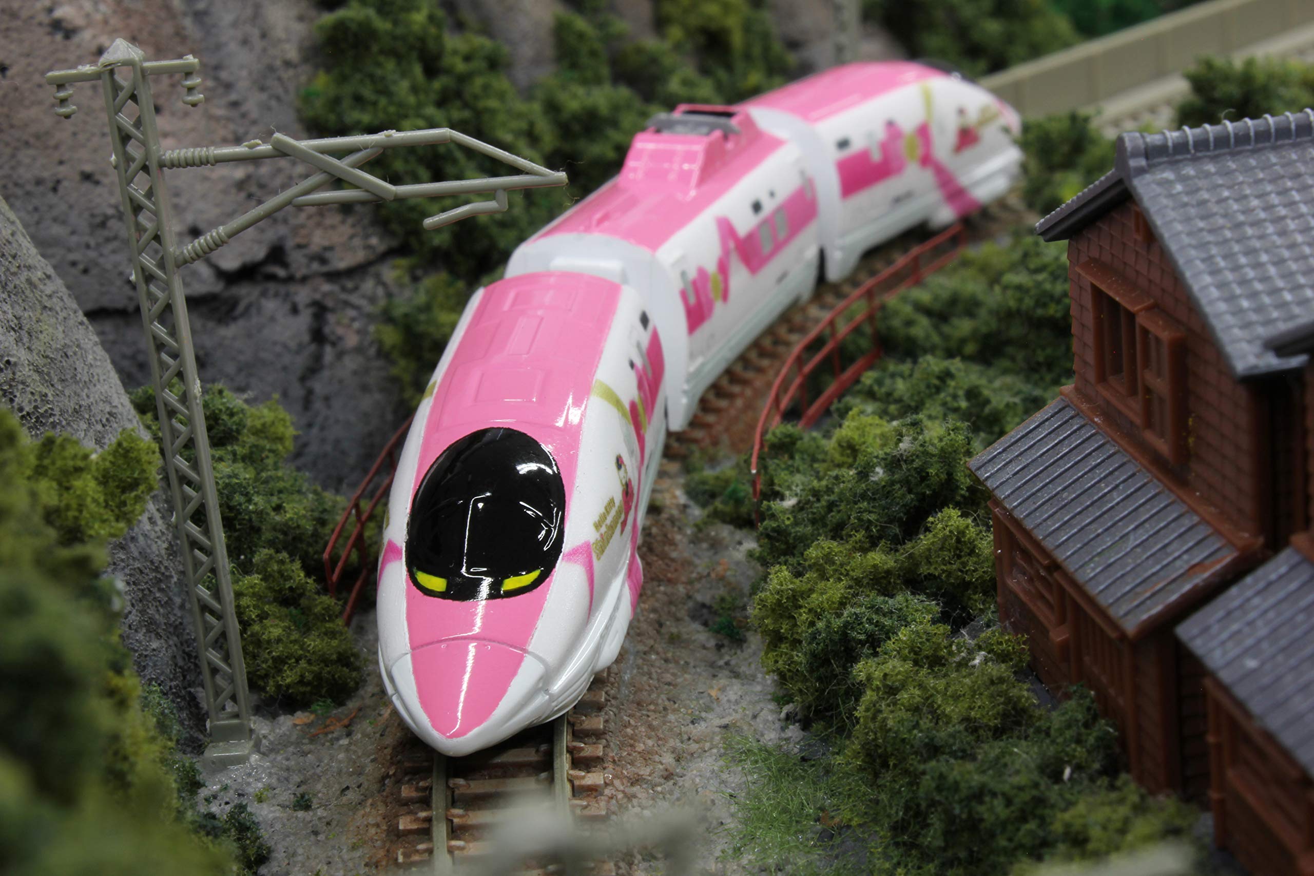 ROKUHAN St008-2 Z Shorty Series 500 Hello Kitty Shinkansen Z Scale- Japan Figure Store - #1 Bring To You The Best Japanese Goods