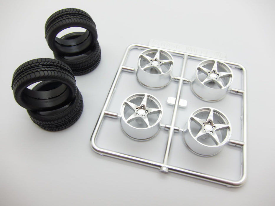 Fujimi Model 1/24 Skyline GT-R R33 Nismo 40th Anniv Assembled Plastic Model- Japan Figure Store - #1 Bring To You The Best Japanese Goods