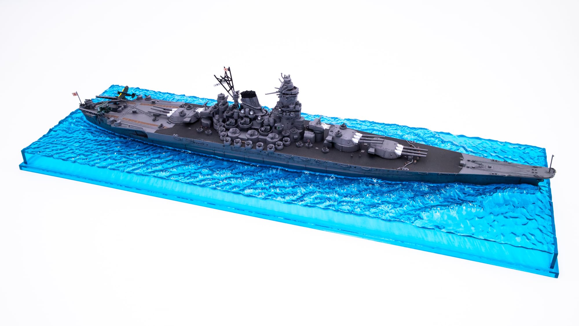 Fujimi Model 1/700 Wave Series Snap Japanese Navy Battleship Yamato 1945