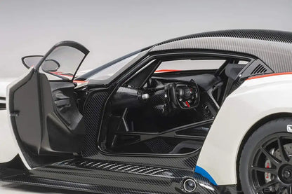 Autoart 1:18 Aston Martin Vulcan White/Blue/Red- Japan Figure Store - #1 Bring To You The Best Japanese Goods