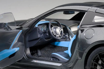 Autoart 1/18 Corvette C7 Gransport Gray/Black/Blue Hashmark- Japan Figure Store - #1 Bring To You The Best Japanese Goods