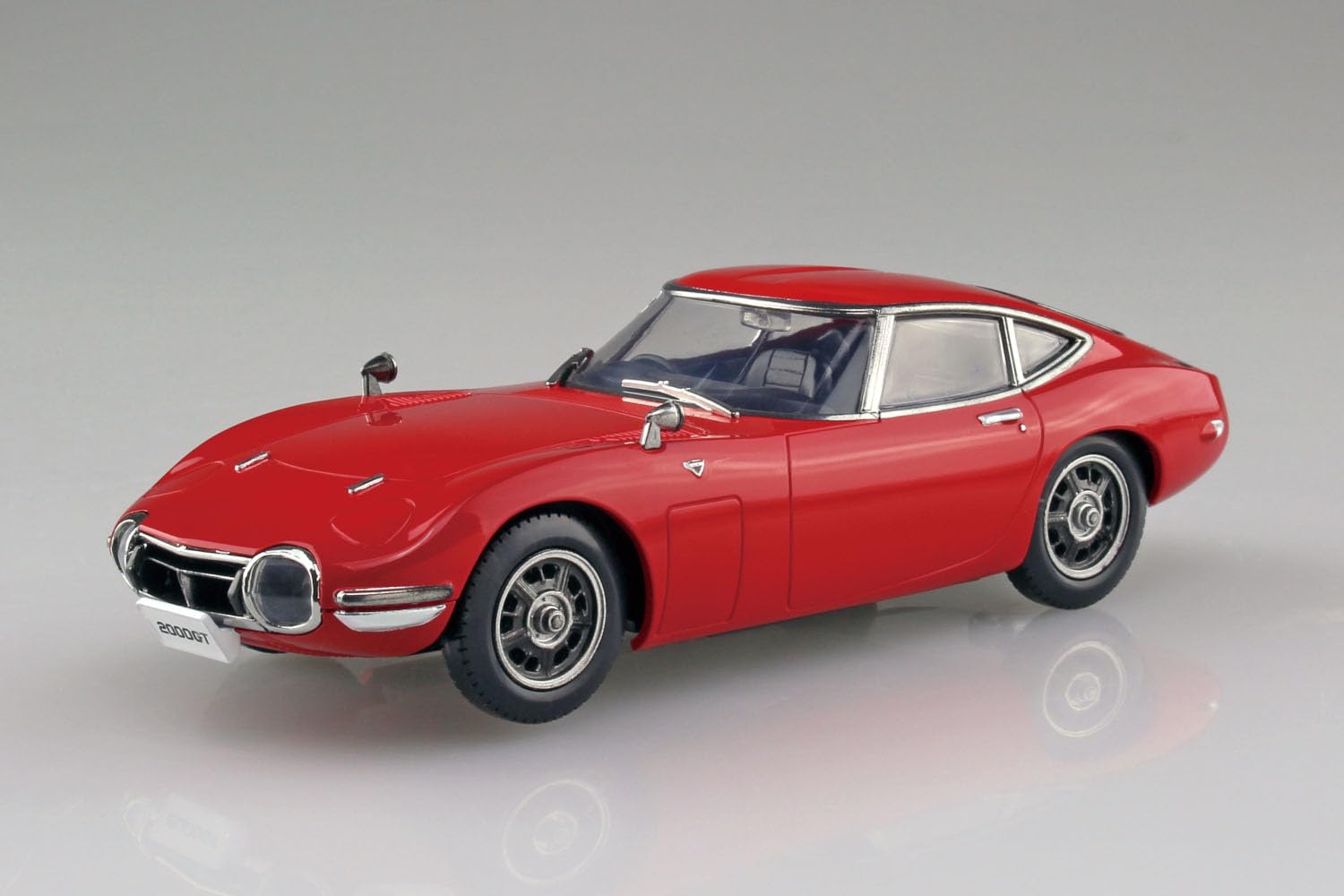 Aoshima 1/32 Toyota 2000GT Solar Red Plastic Model Kit Pre-Colored
