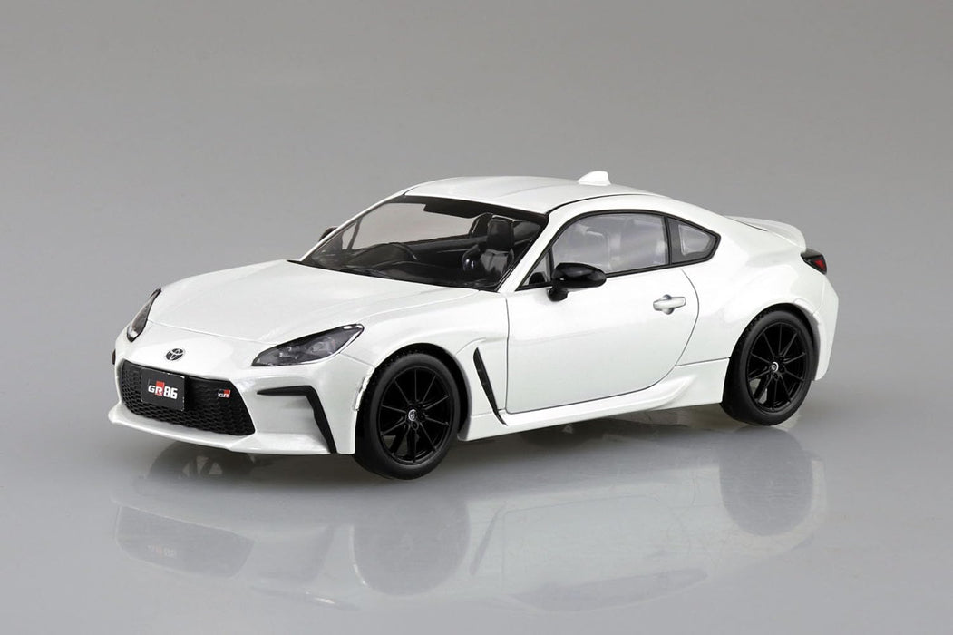 Aoshima 1/32 Toyota Gr86 2021 Crystal White Pre-Colored Model Kit