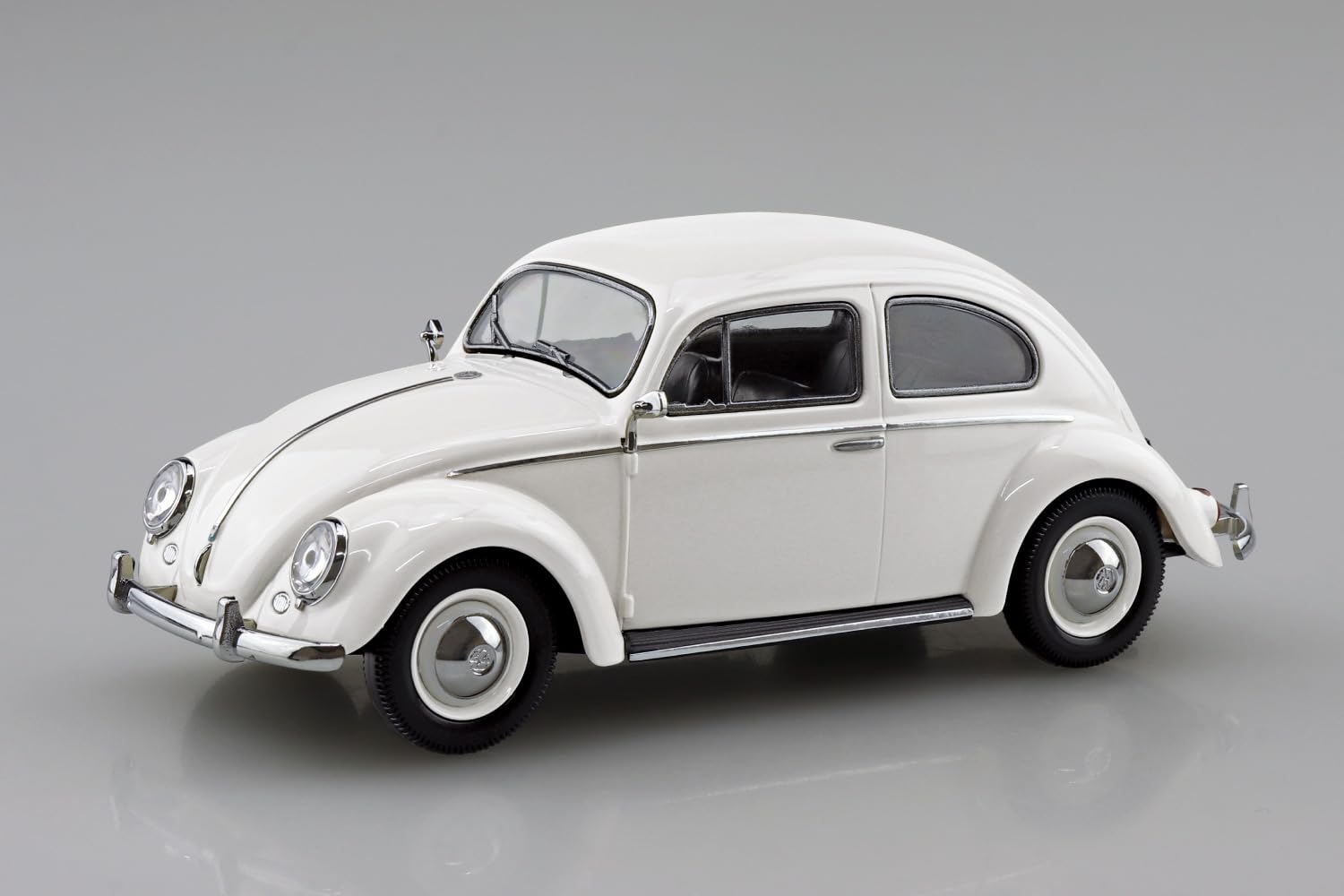 Aoshima 1/32 Rakupla Snap Kit VW Beetle Pearl White Pre-Colored Model