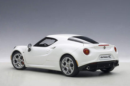 Autoart 1/18 Alfa Romeo 4C White Diecast Model Car- Japan Figure Store - #1 Bring To You The Best Japanese Goods