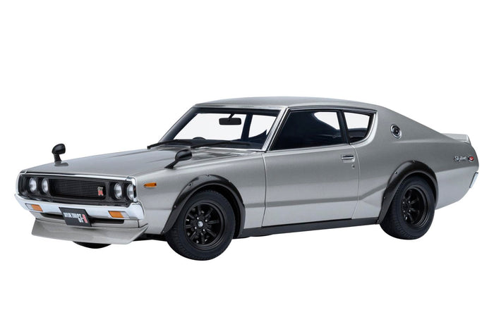 Autoart Nissan Skyline 2000GT-R 1:18 Model Tuned Silver Edition 77466