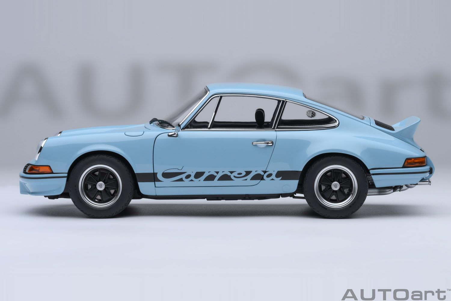 Autoart Porsche 911 Carrera 2.7 RS 1/18 Scale in Gulf Blue Black Stripes