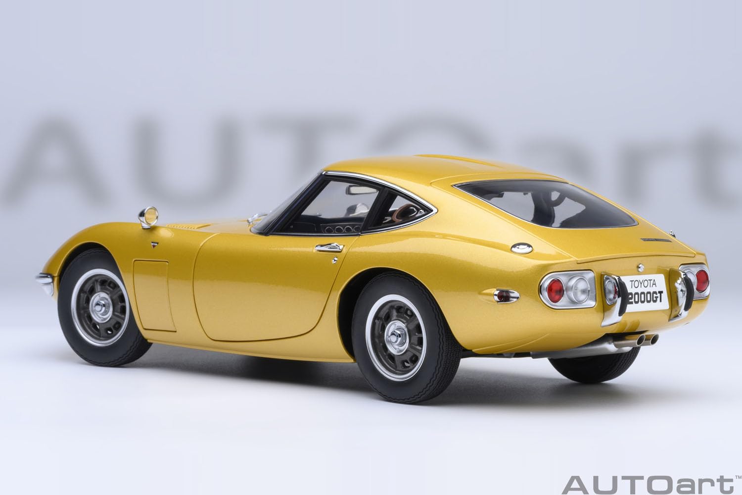 Autoart Toyota 2000GT 1967, modèle miniature en métal doré, 79549, voiture de collection.