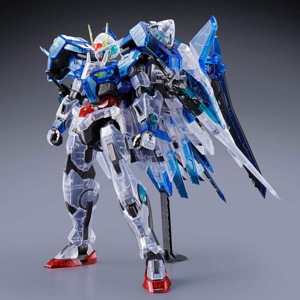 Kit de maquette Bandai MG 1/100 Double Ozan Riser, version transparente.