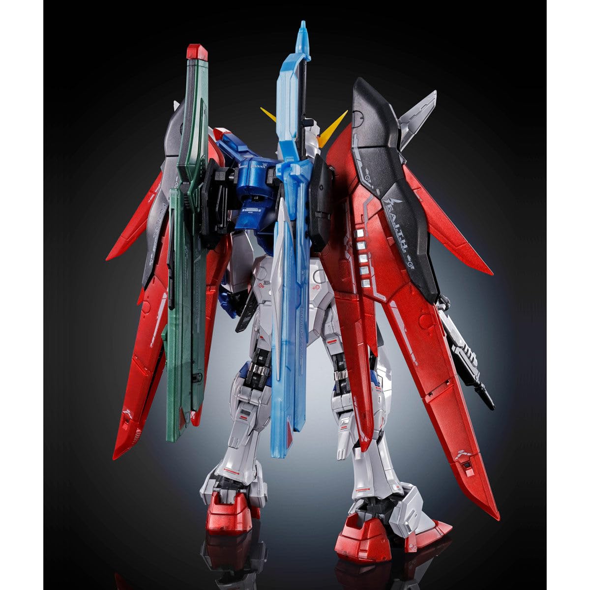 Kit de maquette Bandai RG Destiny Gundam finition titane, échelle 1/144