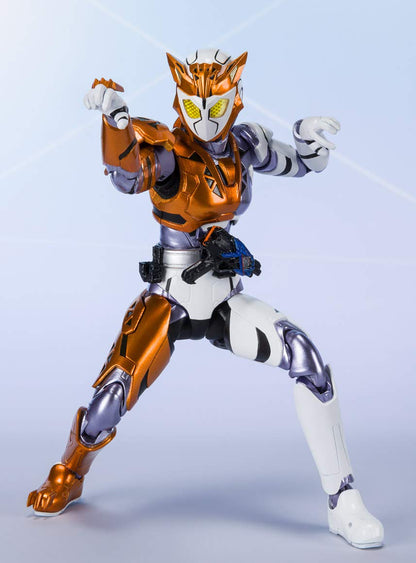 Hundreds Bandai SH Figuarts Kamen Rider Valkyrie Rushing Cheetah Action Figure- Japan Figure Store - #1 Bring To You The Best Japanese Goods