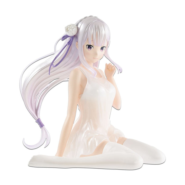 Banpresto Ichiban Kuji Re:Zero Emilia Premium Figure Summer Edition