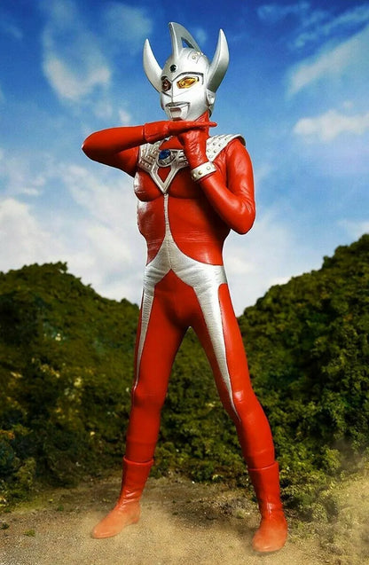 Ccp Advent No.07 Ultraman Taro Storium Ray 1/6 Scale Pvc Figure - Japan Figure