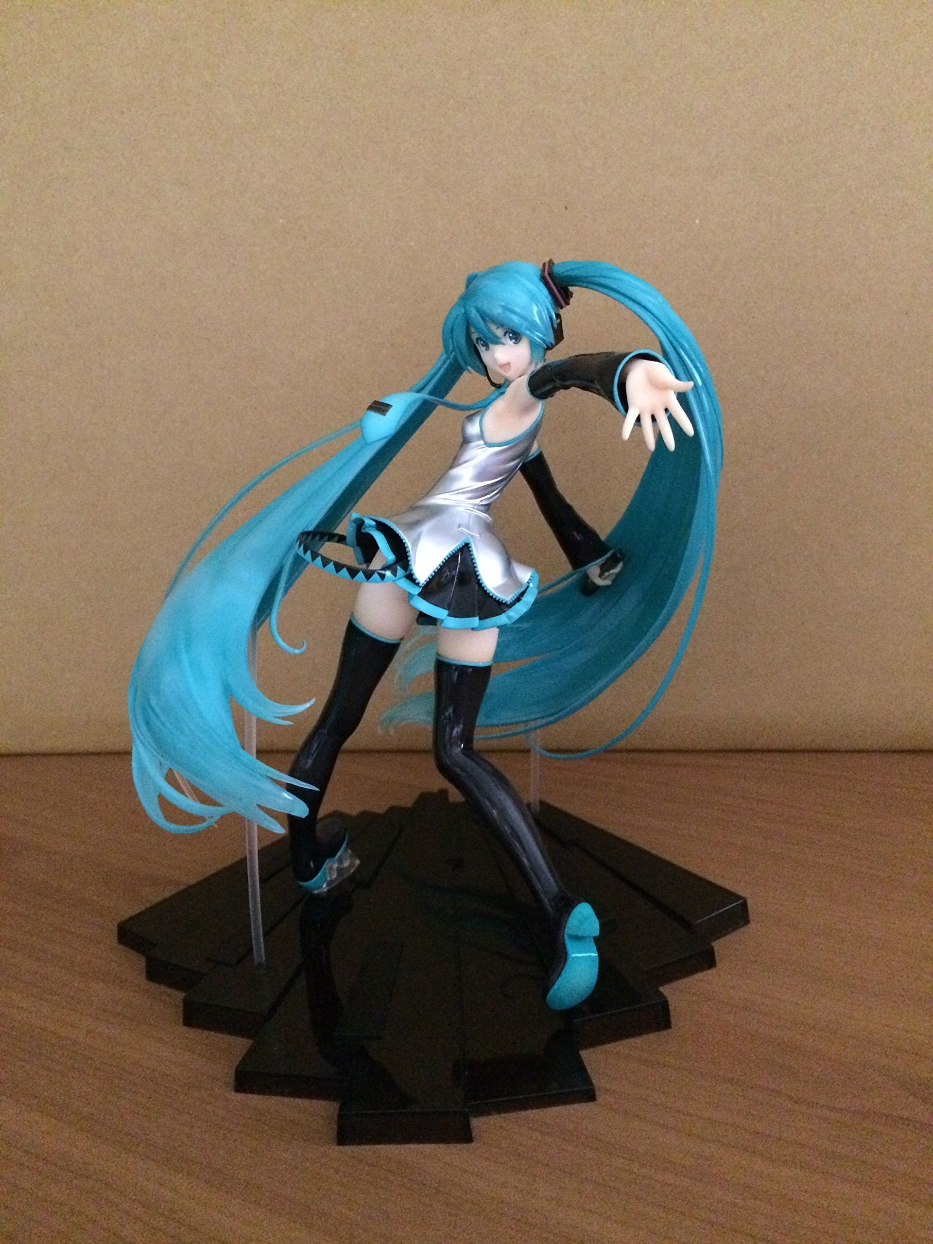 Max Factory Hatsune Miku Tony Ver 1/7 Scale PVC Painted Figure- Japan Figure Store - #1 Bring To You The Best Japanese Goods