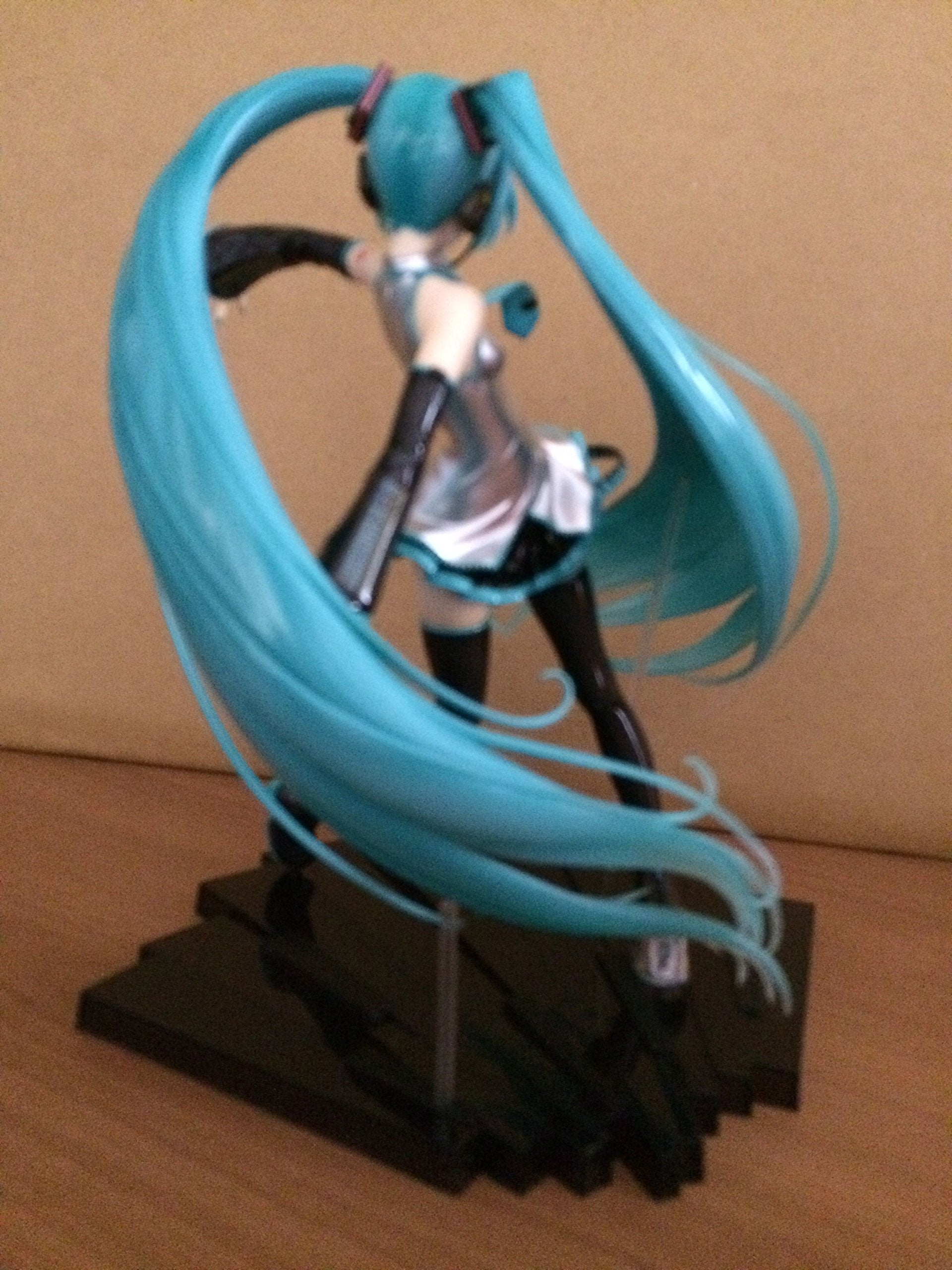Max Factory Hatsune Miku Tony Ver 1/7 Scale PVC Painted Figure- Japan Figure Store - #1 Bring To You The Best Japanese Goods