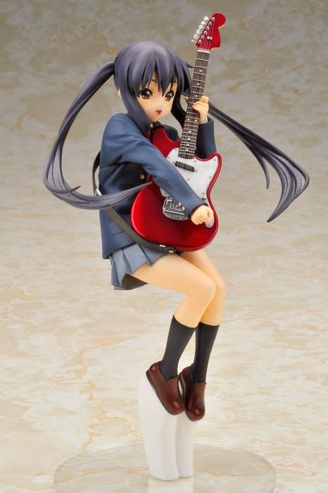 Alter Azusa Nakano 1/8 Complete Figure High-Quality Collectible From K-On!- Japan Figure Store - #1 Bring To You The Best Japanese Goods