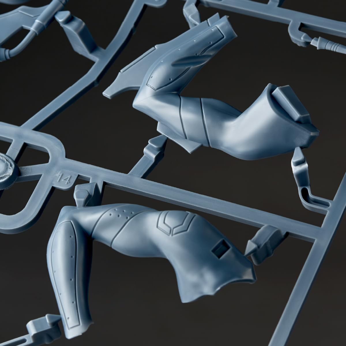 Kaiyodo Artpla Evangelion Unit 01 Model Kit 360mm Non-Scale Unpainted Plastic