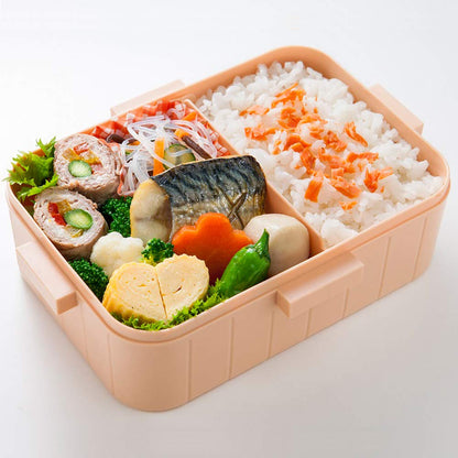 Skater Large Capacity 900ml 1-Tier Snoopy Lunch Box with 4-Point Lock - YZFL9- Japan Figure Store - #1 Bring To You The Best Japanese Goods