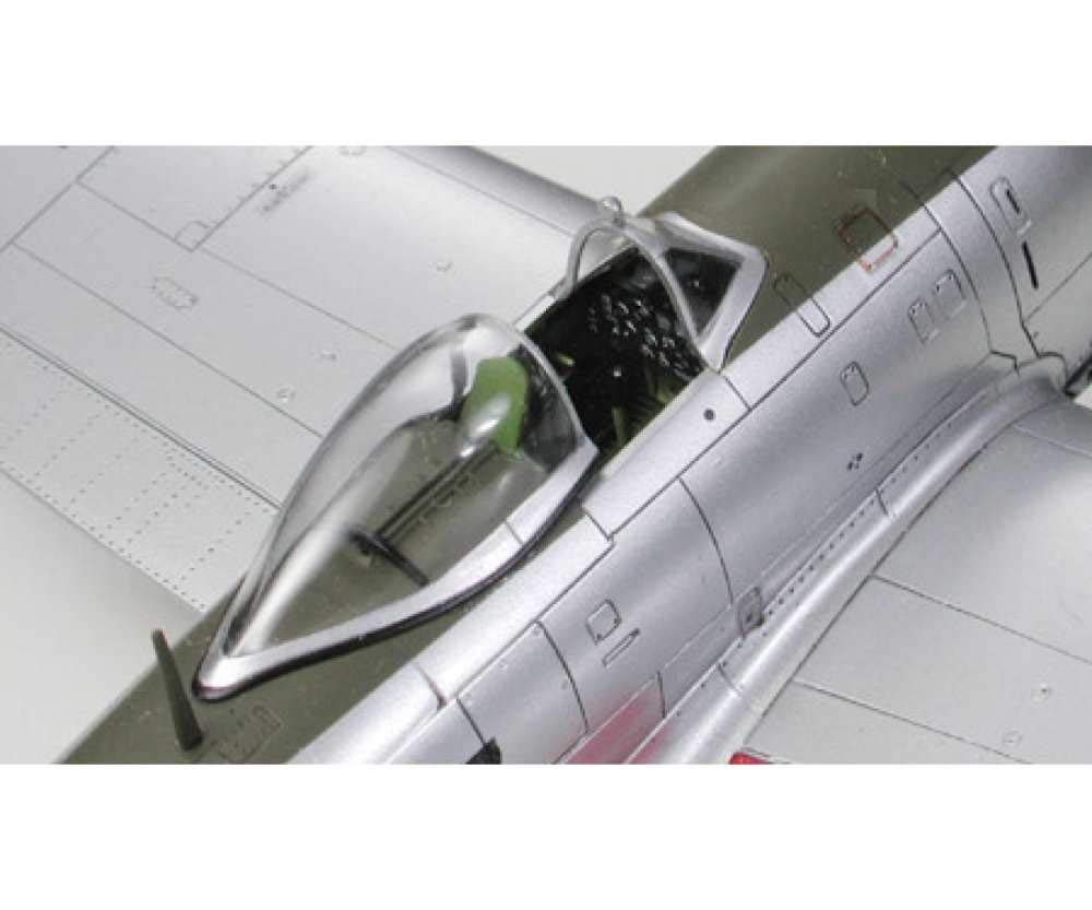 Tamiya 1/72 Republic P-47D Thunderbolt Model – Warbird Collection No.70- Japan Figure Store - #1 Bring To You The Best Japanese Goods