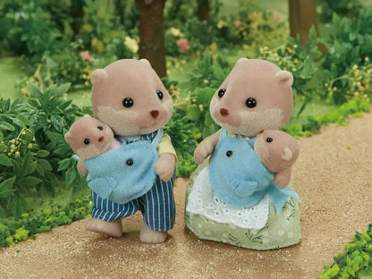 Epoch Epoch Sylvanian Families Dolls Otter Family Fs-32- Japan Figure Store - #1 Bring To You The Best Japanese Goods